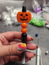 Load image into Gallery viewer, Jackolantern Silicone Beaded Pen or Keychain