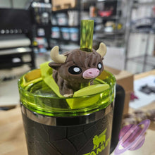 Load image into Gallery viewer, HIGHLAND COW STRAW BUDDY